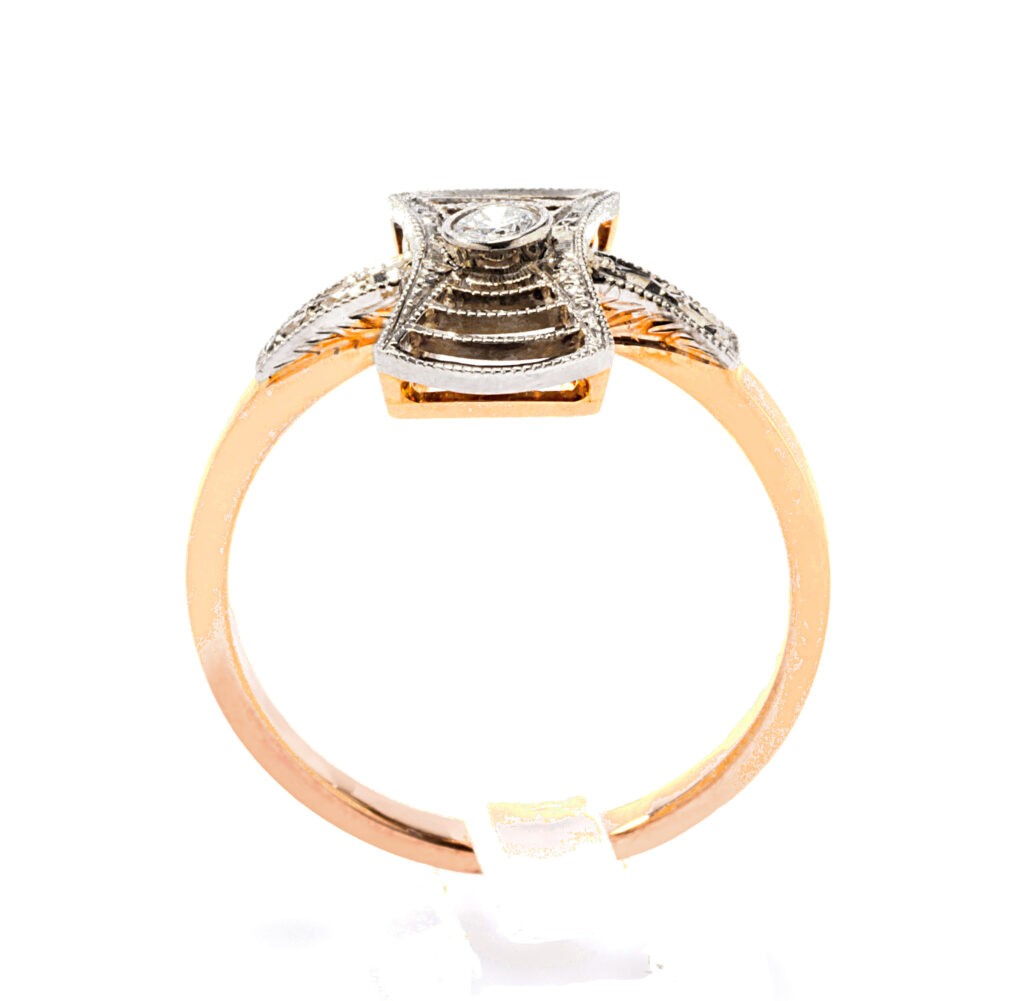 AŻUROWY PIERŚCIONEK Z BRYLANTEM (PI28) cert. 4122 AŻUROWY PIERŚCIONEK Z BRYLANTEM (PI28) cert. 4122