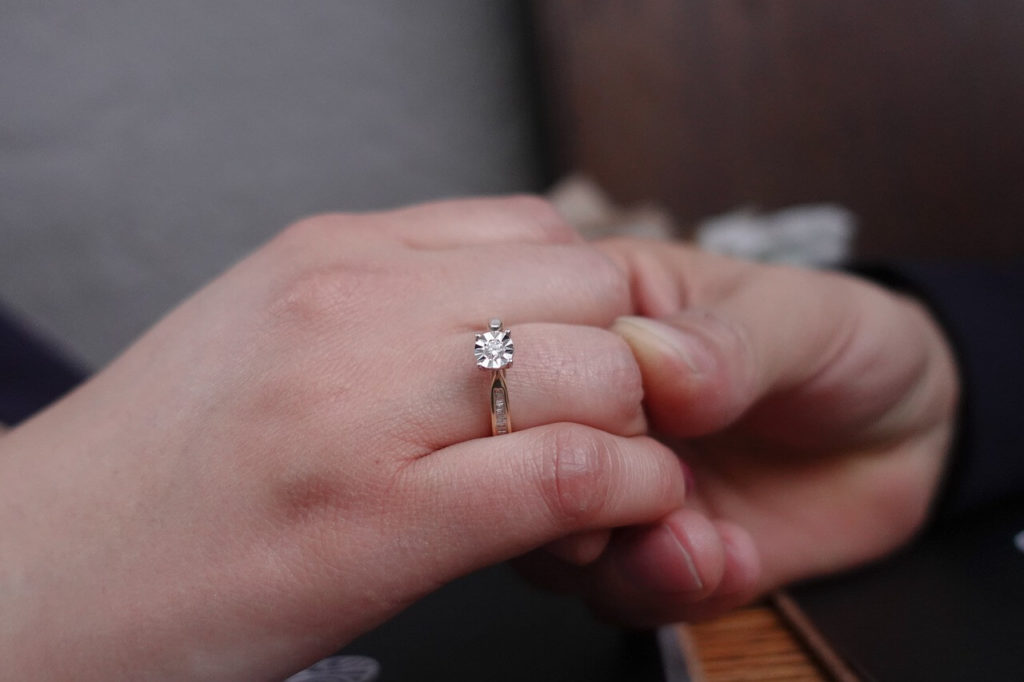zaręczyny - pierścionek